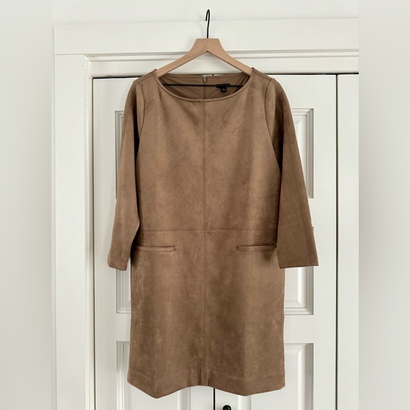 Ann Taylor faux suede shift dress size 12 NWOT - spring dress alert! - Picture 4 of 7